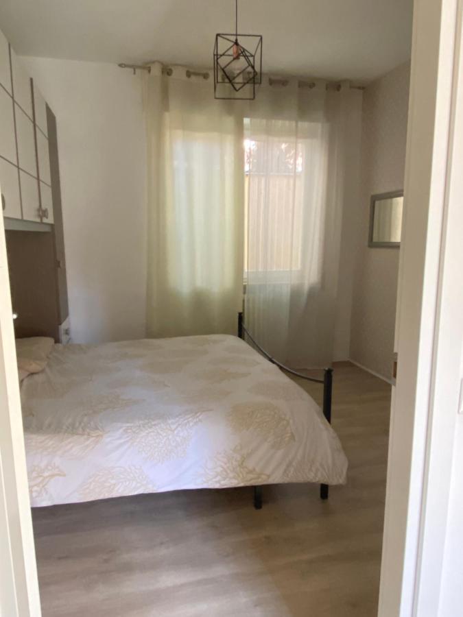Appartmentslapiazzetta -1-2-6 Sesto Calende Dış mekan fotoğraf
