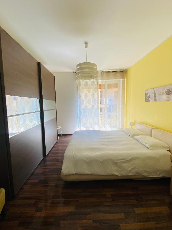 Appartmentslapiazzetta -1-2-6 Sesto Calende Dış mekan fotoğraf